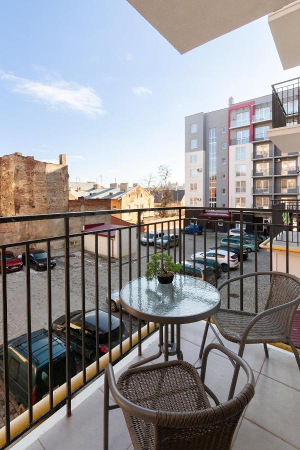 Leogrand Apartments On Shevchenka 38-1 Lviv Luaran gambar