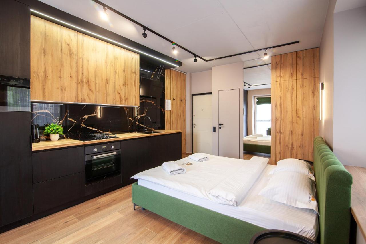 Leogrand Apartments On Shevchenka 38-1 Lviv Luaran gambar